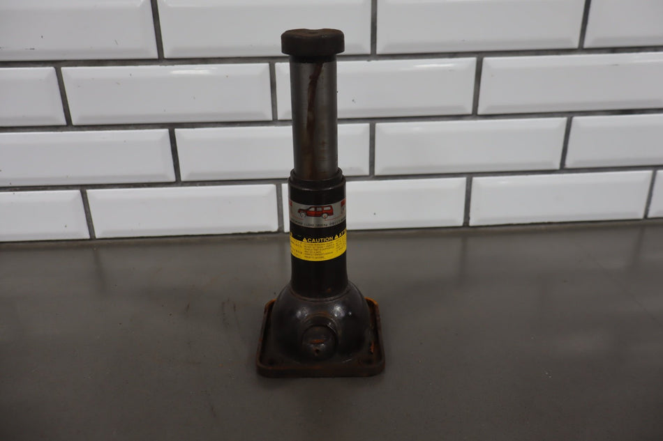 1991-1997 Toyota Land Cruiser, Lexus LX450 FJ80 FZJ80 - Bottle Screw Jack