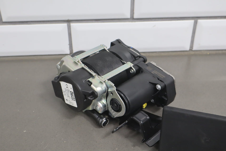 2021-2023 Polestar 2 Long Range Dual Motor Right Front Seat Belt Charcoal RF80