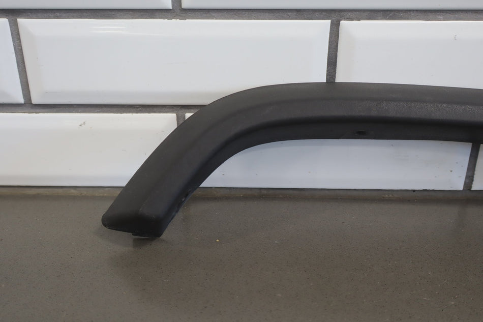 2003-2009 Hummer H2- Left Front Hood Flare Moulding 15200466
