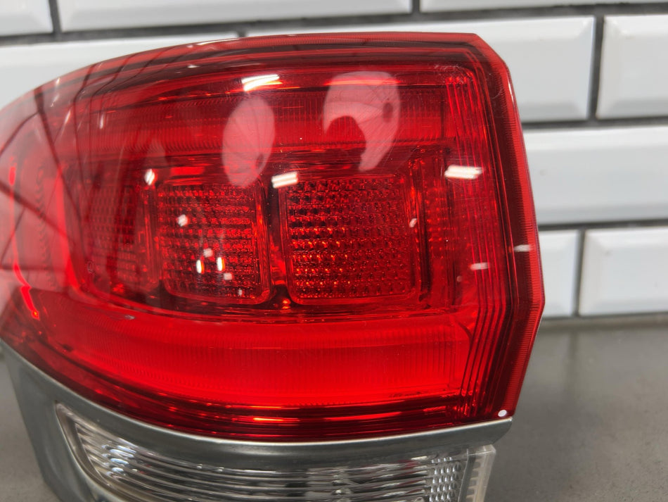 2016 Jeep Grand Cherokee Left Tail Light OEM