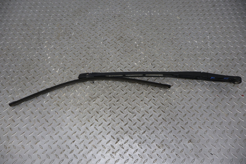 06-12 Bentley Flying Spur Wiper Arm Pair