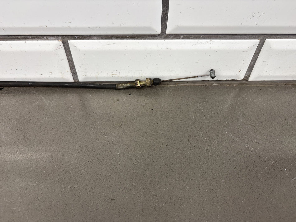1991-1992 Toyota Land Cruiser FJ80 4.0L 3F-E Throttle Cable OEM