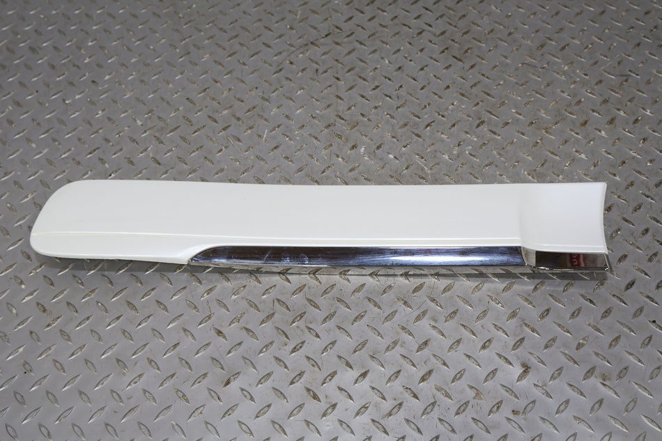 10-13 Lexus GX460 Left Rear Door Molding (Starfire Pearl)