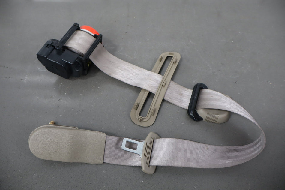 2000 Cadillac Escalade GMT400- Right Rear Seat belt