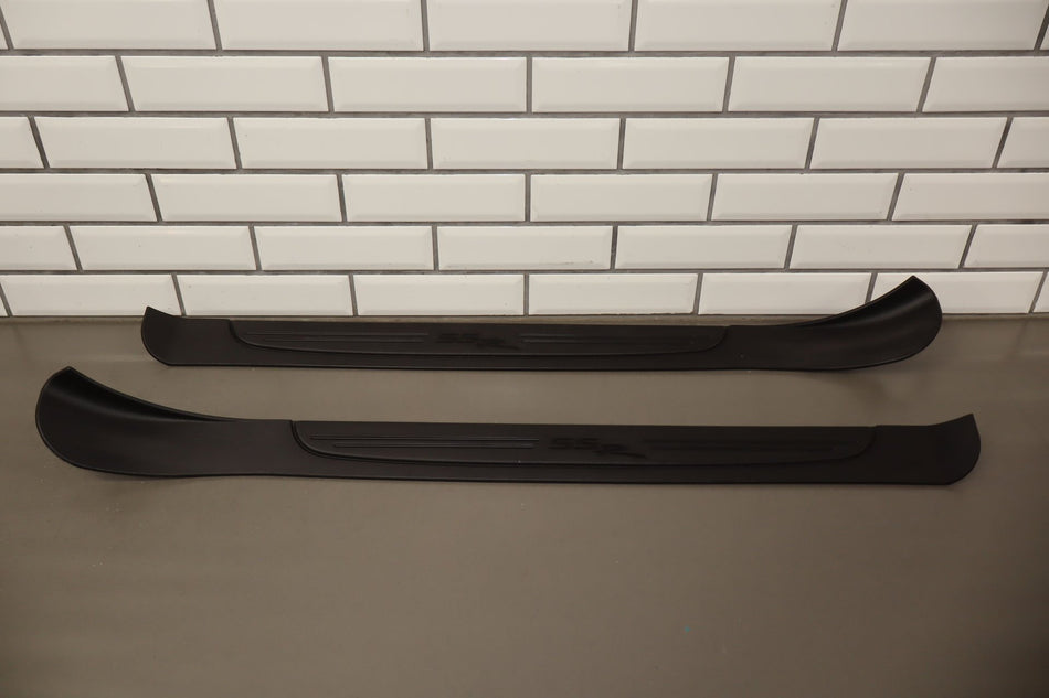 2004 Chevrolet SSR- Pair- Sill Plates