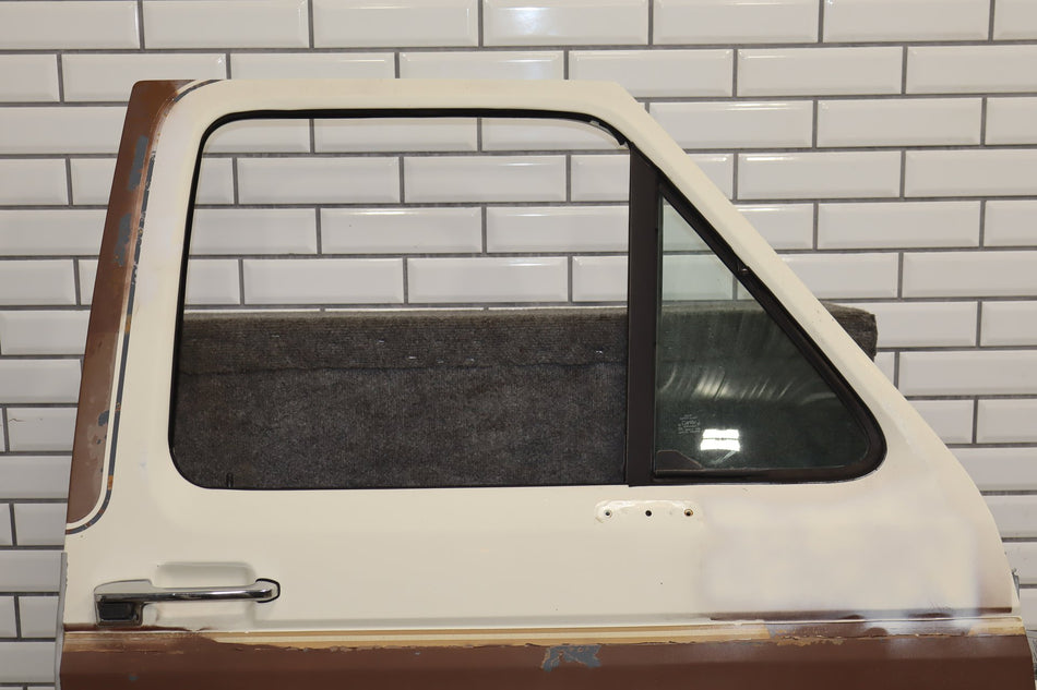 1987 Ford F-150 Right Front Door 9M