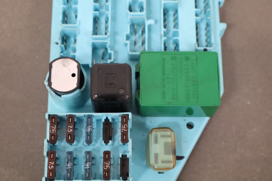 1985 Toyota Celica Cabin Fuse Box