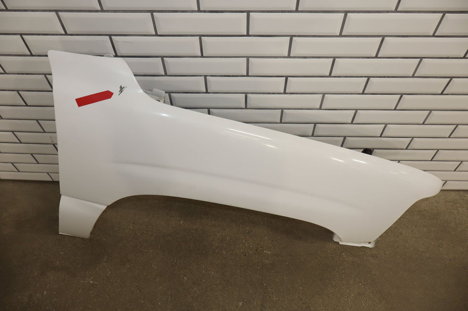 2006 Chevrolet Tahoe Right Fender White 50U