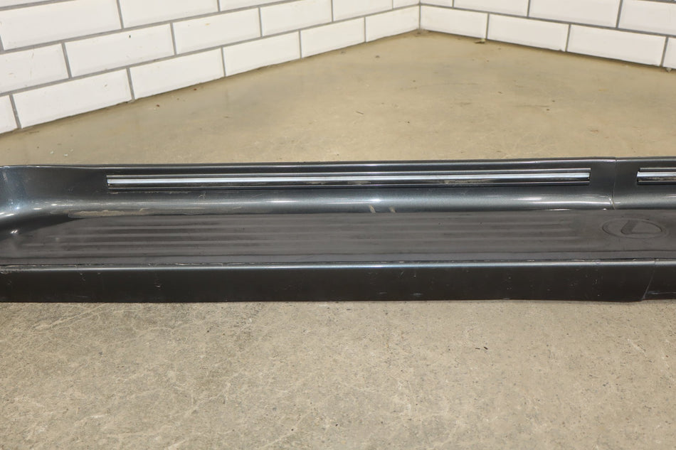 1998-2002 Lexus LX470 Right Running Board OEM