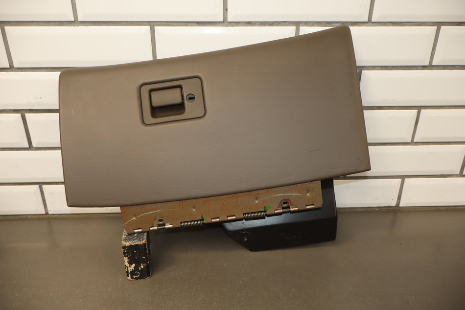 2003-2011 Ford Crown Victoria LX Glove Box Medium Parchment lh
