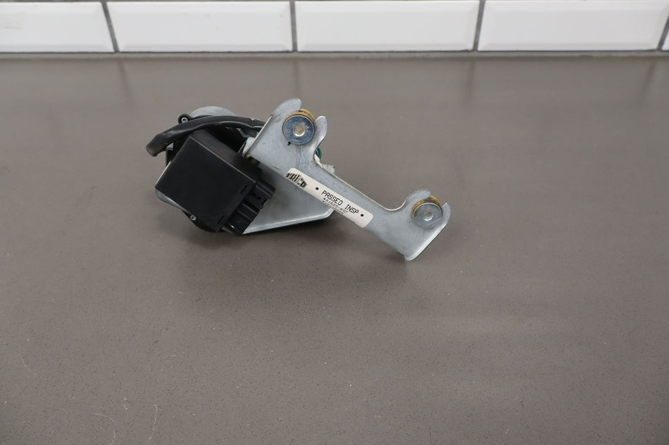 2005 Hummer H2- Rear Wiper Motor
