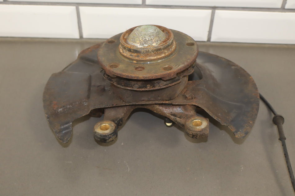 2000 BMW Z3 E36- Left Front Spindle