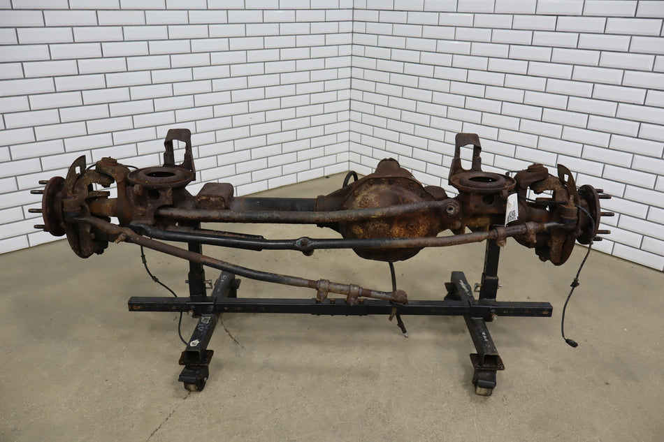 2005 Dodge Ram 2500 4WD Front Axle 3.73 05086716AA