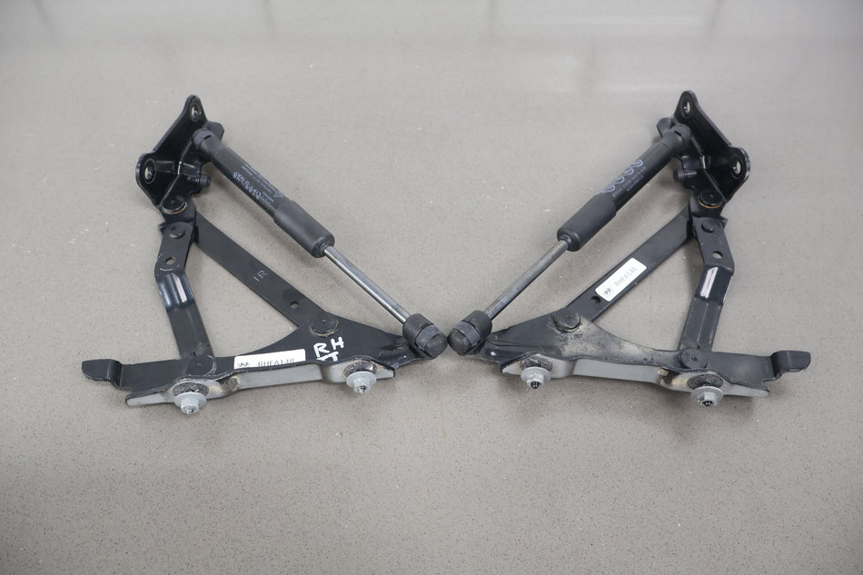 2017 Fiat 124 Spider- Hood Hinge