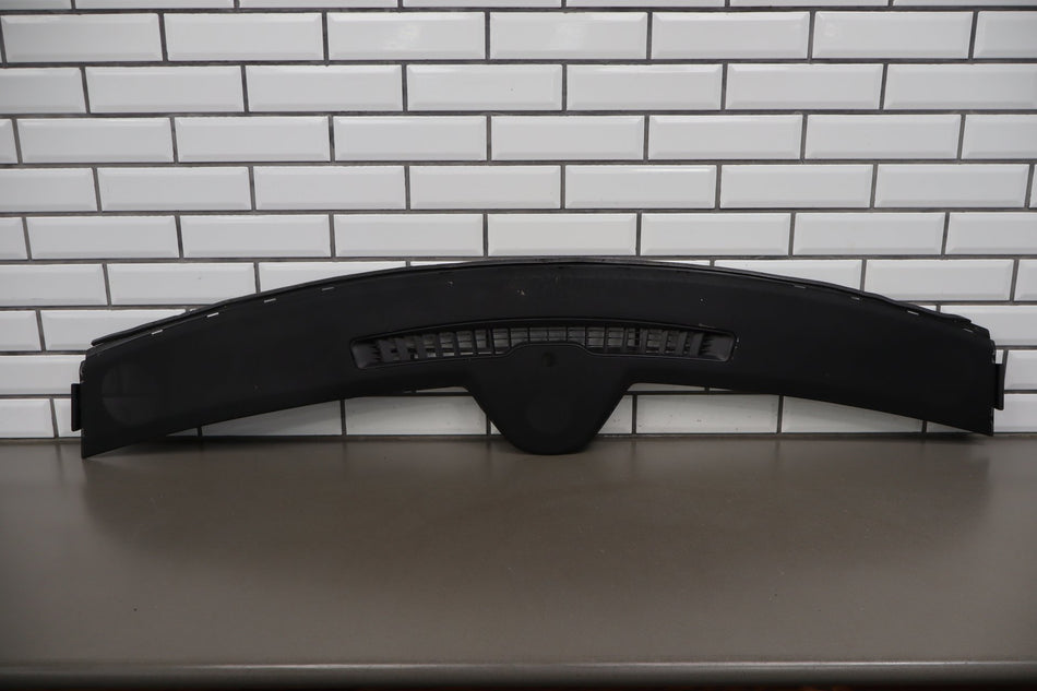 15-20 Cadillac Escalade Dash Defroster Vent Panel
