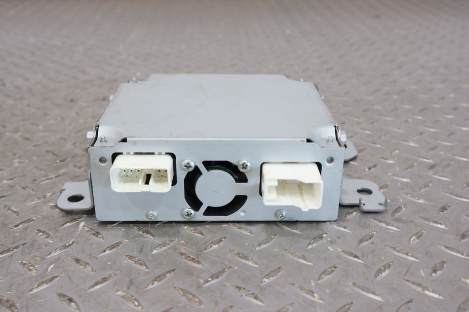 16-19 Nissan Titan XD Dc To Ac Power Inverter