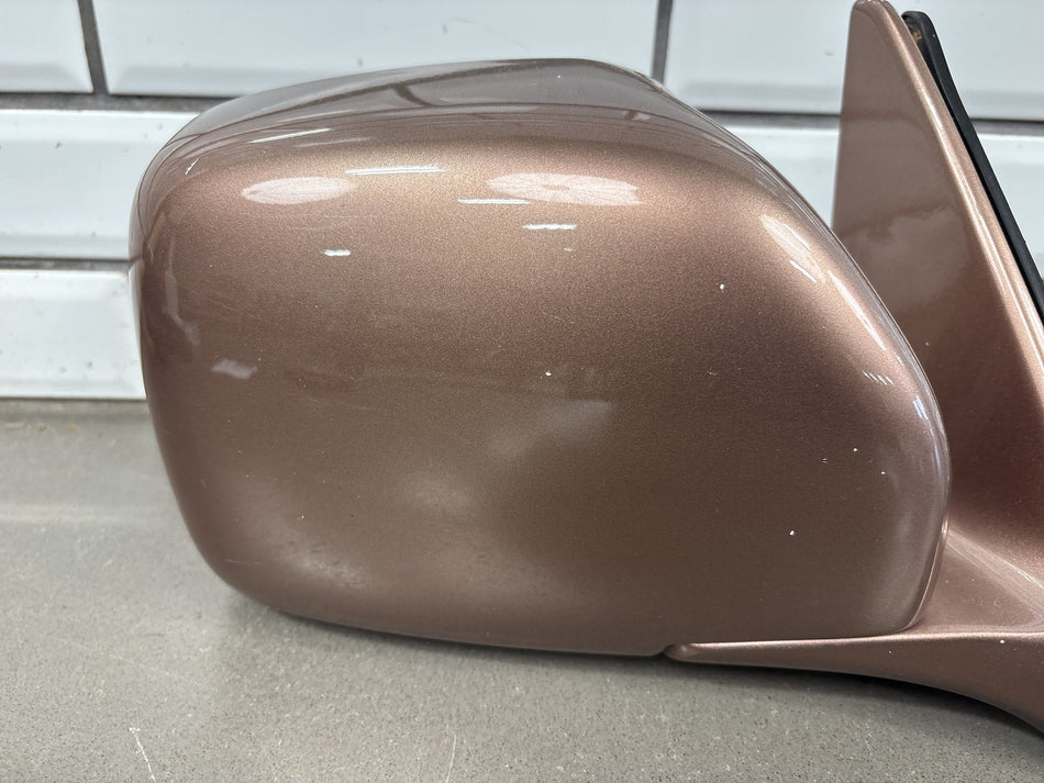 1998-2002 Toyota Land Cruiser J100 Right Door Mirror 4P3