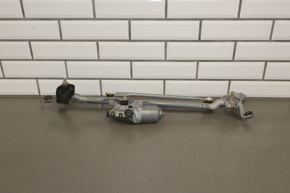 2012 Toyota Sienna Front Wiper Motor OEM
