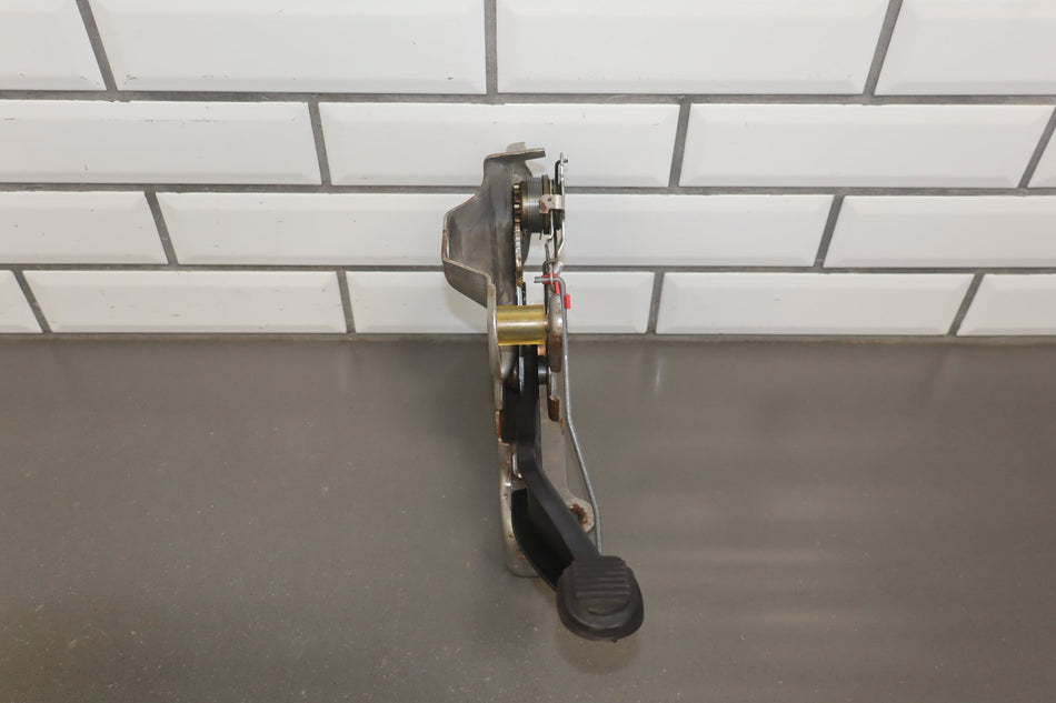 2004 Dodge Dakota Emergency Brake Handle/ Pedal OEM