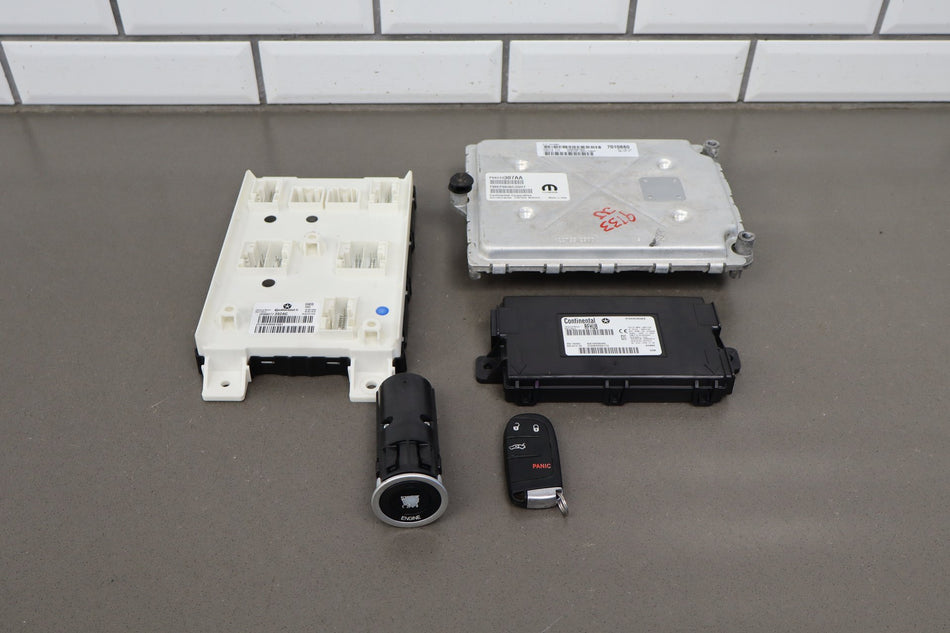2016 Dodge Challenger 6.4 PCM BCM Key RF Hub Set 68243387AA
