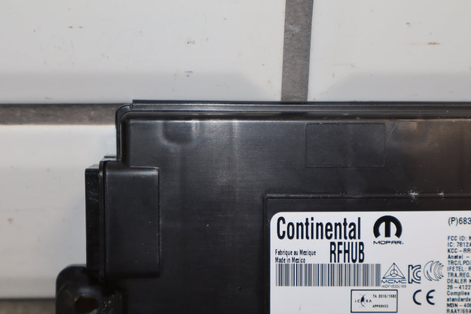 19 Dodge Charger Keyless Entry RF Hub Module 68394158AC OEM