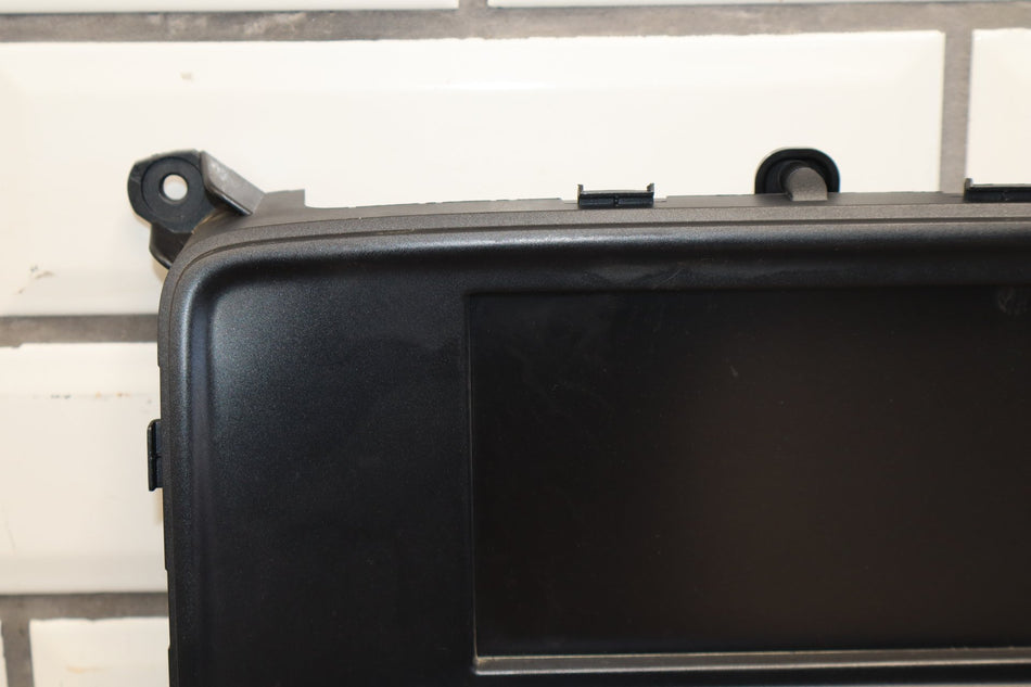 15-19 Chevy Silverado 2500HD 3500HD Radio Bezel w/ Display Screen OEM