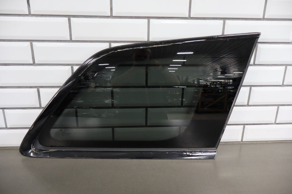 2014-21 Jeep Grand Cherokee SRT Right Quarter Glass 68210919AB