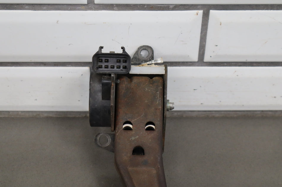 97-04 Chevy Corvette C5 Accelerator Gas Pedal OEM