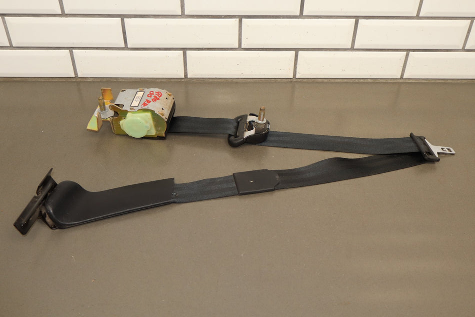 99-07 Ford F250 F350 Super Duty Crew Cab Passenger Right RH Rear Seat Belt Black