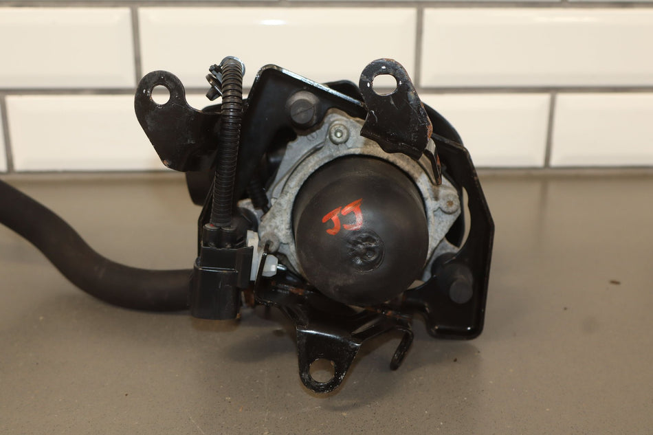 2012 Lexus GX460- Air Injection Pump