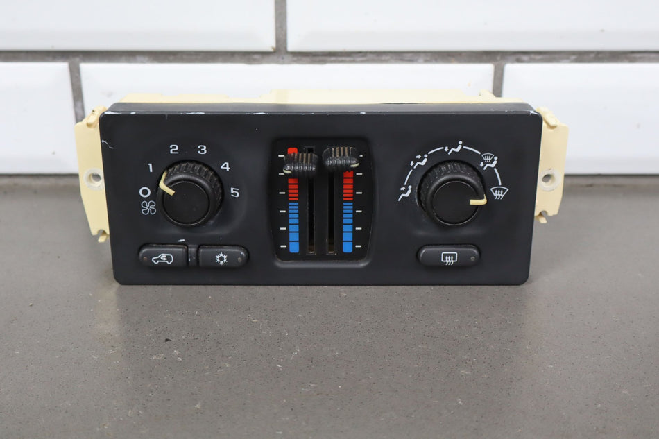 2007 GMC Sierra 2500- Heater/AC Controls