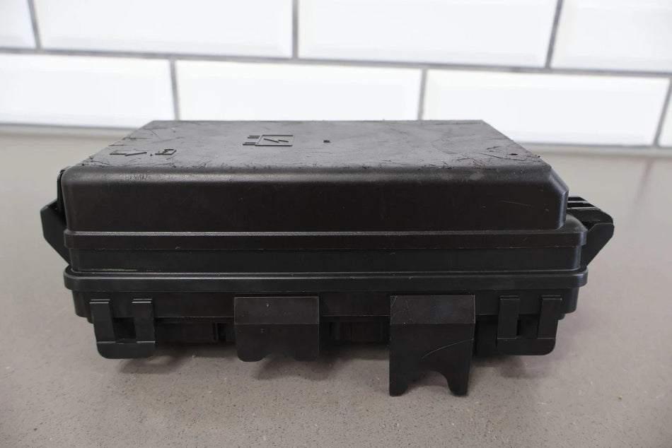 2005 Cadillac XLR- Engine Fuse Box