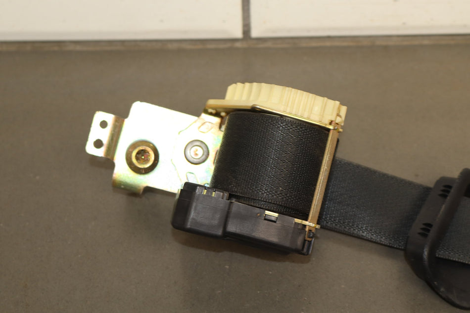 99-07 Ford F250 F350 Super Duty Crew Cab Passenger Right RH Front Seat Belt OEM