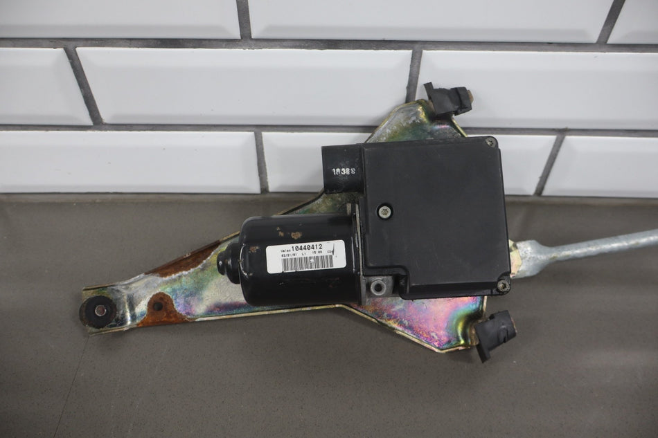 2001 Pontiac Firebird- Front Wiper Motor