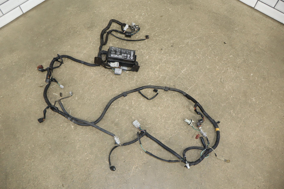 1997 Lexus LX450- Engine Fuse Box