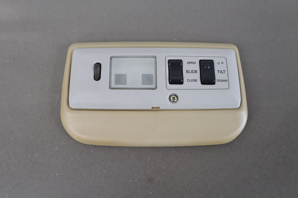 1991 Toyota Land Cruiser- Front Console