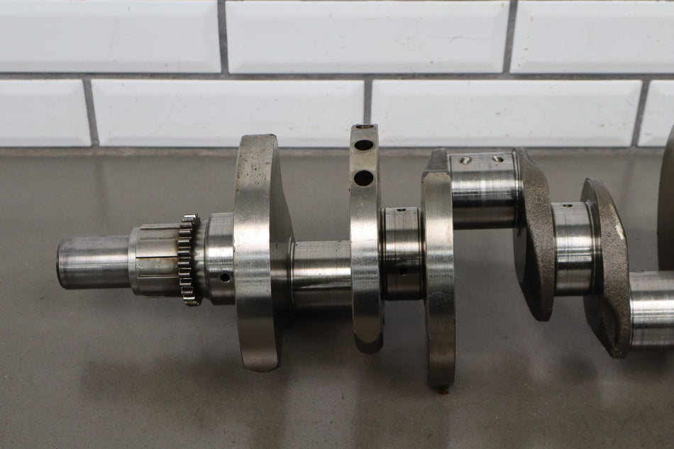 05-10 Dodge Charger SRT8 6.1 ESF Crankshaft 154k