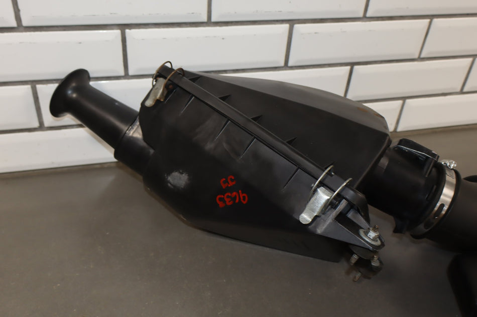 2003-2011 Ford Crown Victoria Air Cleaner OEM