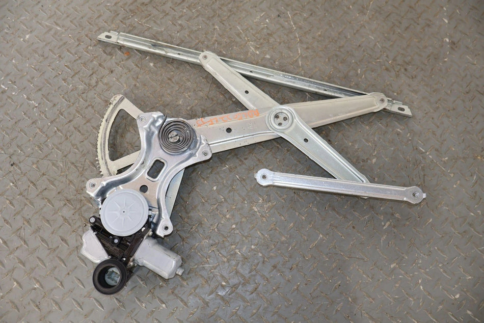 2013 Lexus GX460- FRONT DOOR REGULATOR