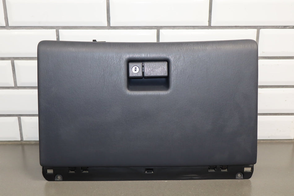 1995-1999 Toyota Crown Glove Box Grey FD10 OEM JZS151 Latch Functions