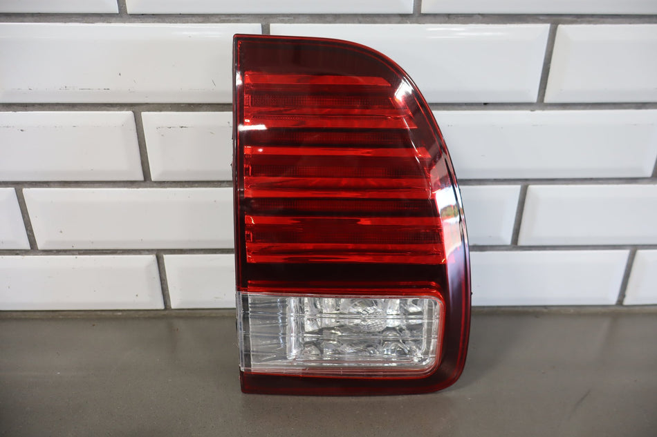 1998-2002 Lexus LX470 Driver Inner Left Tail Light 8159060070