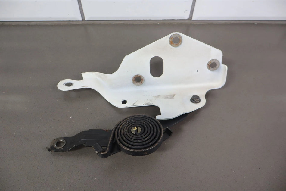 2001 Chevrolet Silverado 3500- Hood Hinge