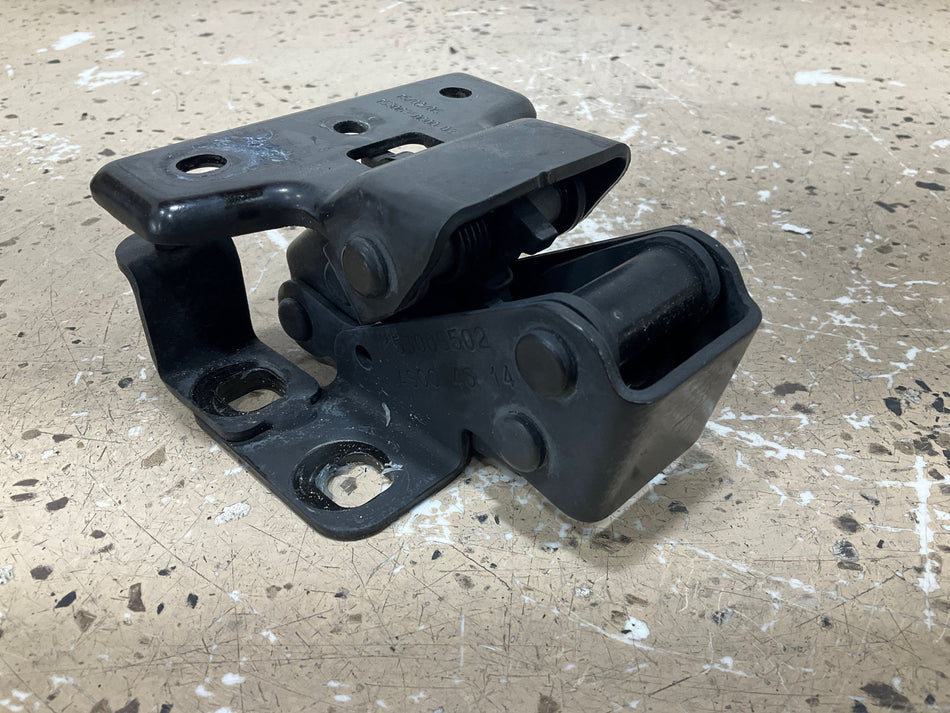 09-20 Nissan 370Z Convertible Left Tonneau Top Cover Hinge