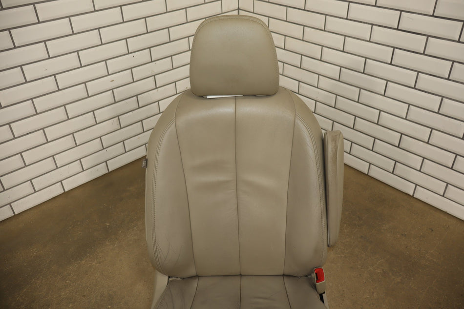 2012 Toyota Sienna Right Front Seat Leather Bisque LB42