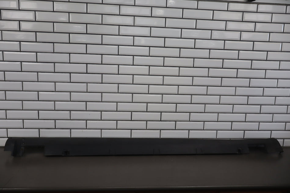 2015 Tesla Model S- Right Rocker Molding