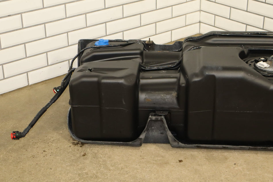 03-09 Hummer H2 Fuel Tank with Pump Assembly OEM