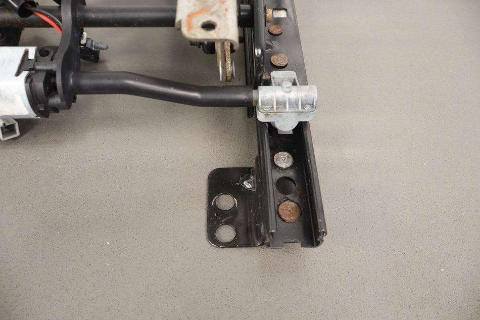2003 Hummer H2- Front Seat Track