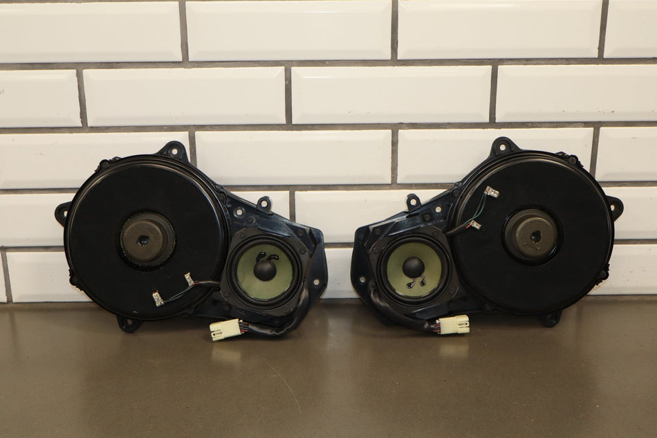1997-2004 Chevrolet Corvette C5 Door Speakers Bose - Pair 10447355