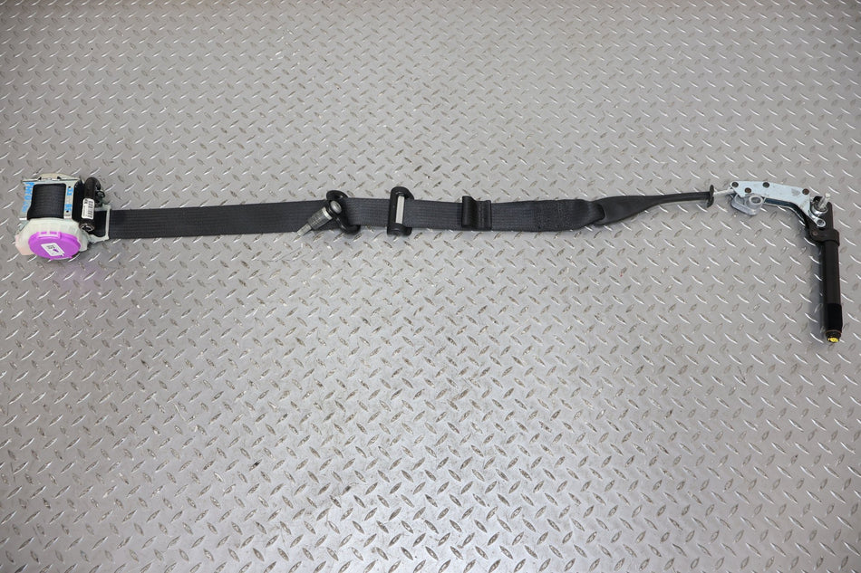 15-23 Ford Mustang S550 Right Seat Belt Coupe (Ebony)