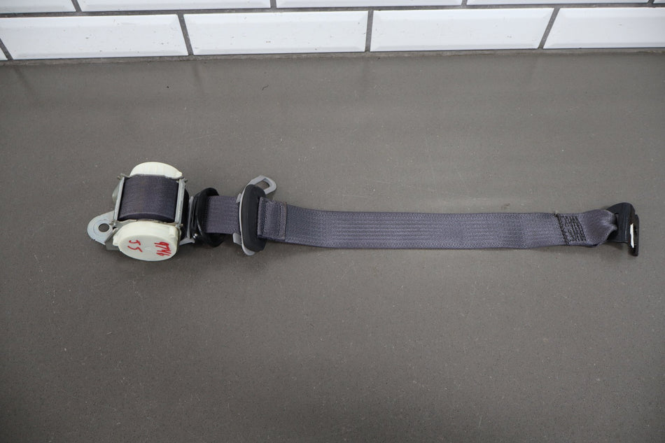 15-20 Cadillac Escalade RR 2nd Row Seat Belt H2X